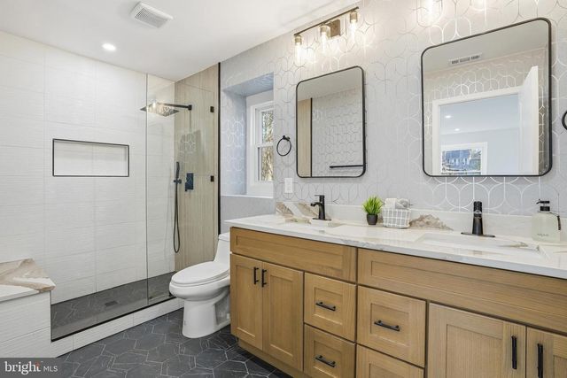 10704 HOWERTON AVE, Fairfax, VA 22030