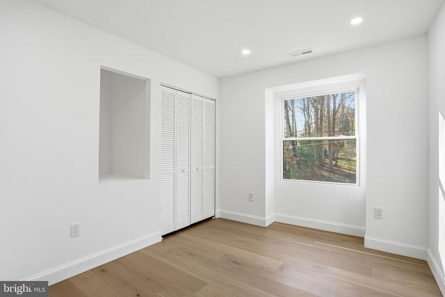 10704 HOWERTON AVE, Fairfax, VA 22030