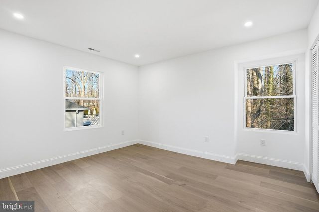 10704 HOWERTON AVE, Fairfax, VA 22030