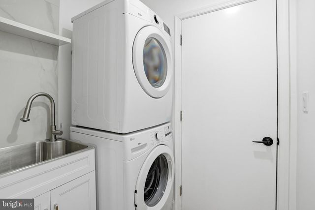 10704 HOWERTON AVE, Fairfax, VA 22030