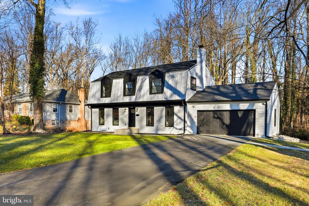 10704 HOWERTON AVE, Fairfax, VA 22030