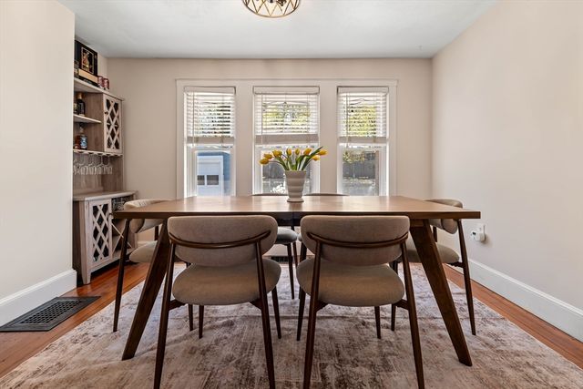 19 Lake Shore Dr, Weymouth, MA 02189