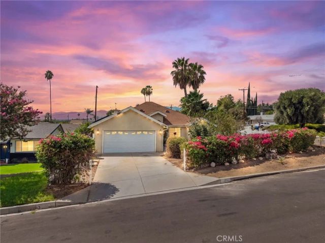 25481 Foothill Drive, San Bernardino, CA 92404