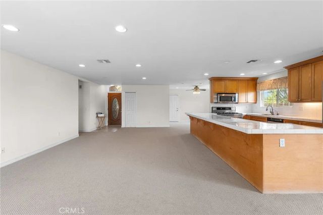 25481 Foothill Drive, San Bernardino, CA 92404