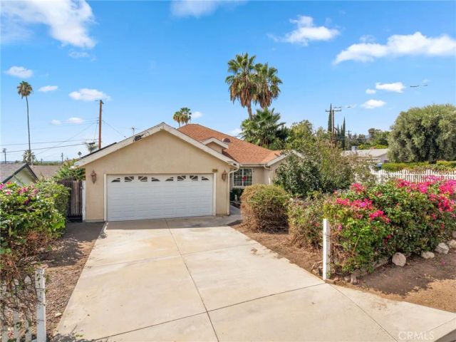 25481 Foothill Drive, San Bernardino, CA 92404