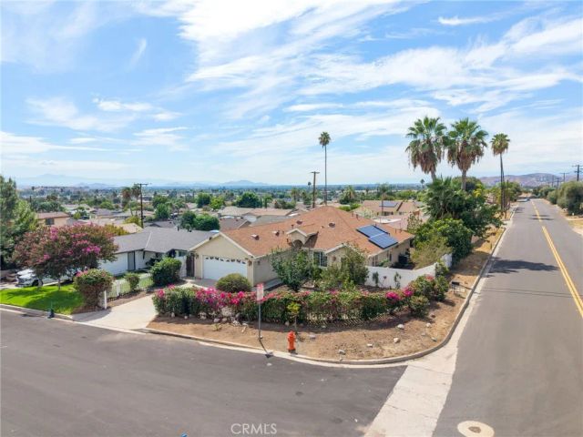 25481 Foothill Drive, San Bernardino, CA 92404