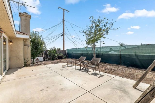 25481 Foothill Drive, San Bernardino, CA 92404
