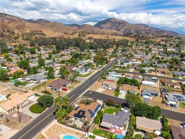 25481 Foothill Drive, San Bernardino, CA 92404