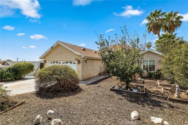 25481 Foothill Drive, San Bernardino, CA 92404