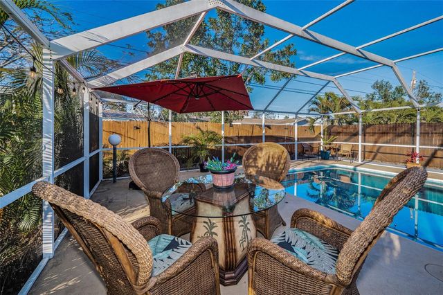 11077 87TH AVENUE, Seminole, FL 33772