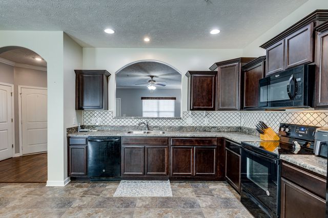 159 Windyhill St, Murfreesboro, TN 37129