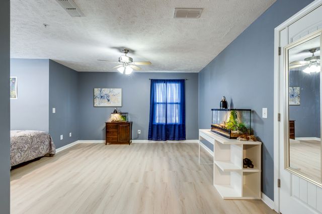 159 Windyhill St, Murfreesboro, TN 37129