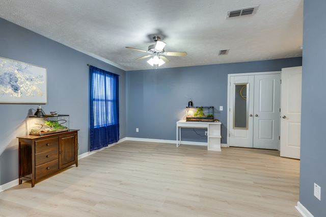 159 Windyhill St, Murfreesboro, TN 37129