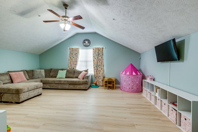 159 Windyhill St, Murfreesboro, TN 37129