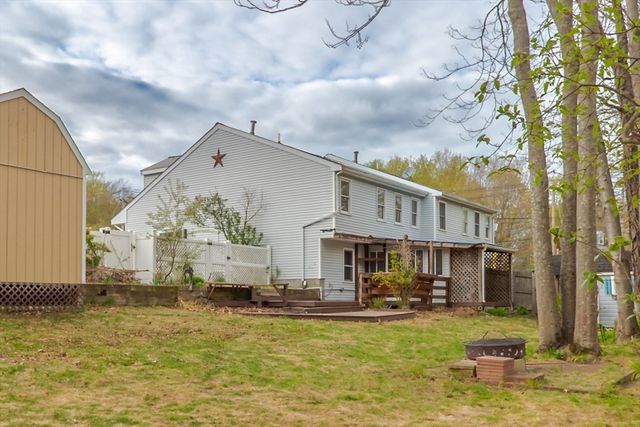 4 Lauren Dr 4, Rockland, MA 02370