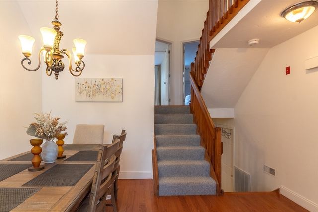 4 Lauren Dr 4, Rockland, MA 02370