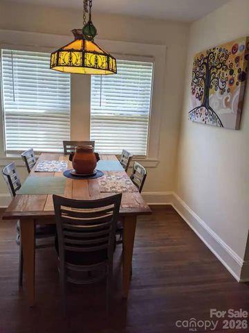 4033 W Tyvola Road, Charlotte, NC 28208