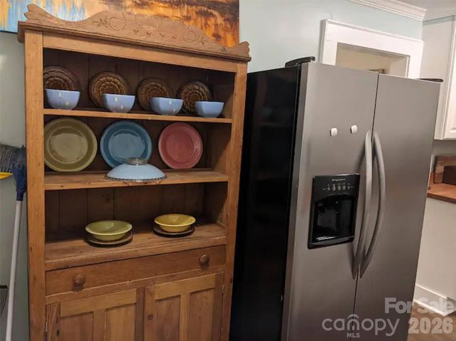 4033 W Tyvola Road, Charlotte, NC 28208