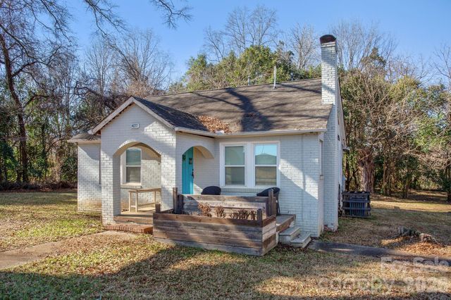 4033 W Tyvola Road, Charlotte, NC 28208