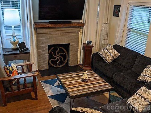 4033 W Tyvola Road, Charlotte, NC 28208