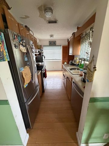 10862 NW 23rd Court, Sunrise, FL 33322