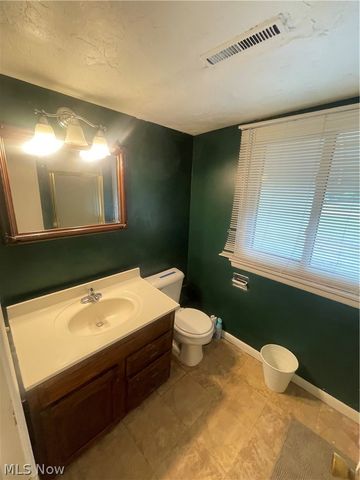 3778 Brainard Road, Woodmere, OH 44122