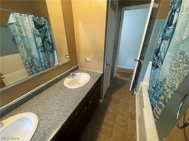 3778 Brainard Road, Woodmere, OH 44122