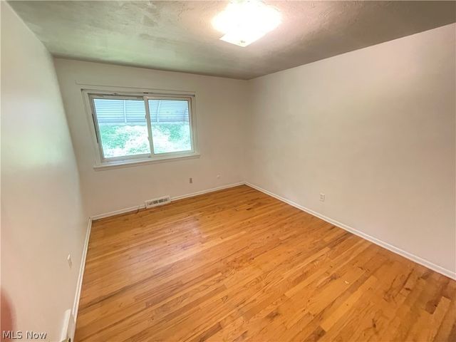 3778 Brainard Road, Woodmere, OH 44122