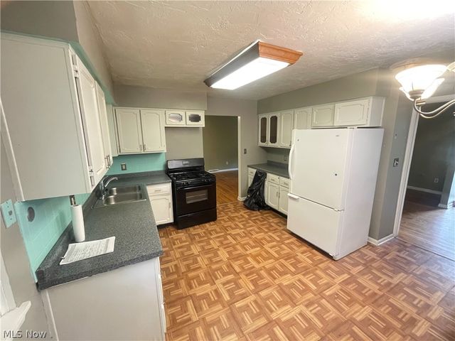3778 Brainard Road, Woodmere, OH 44122