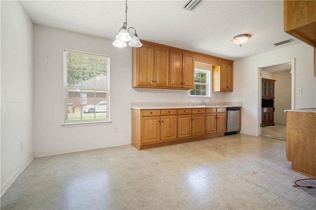 11250 Pioneer Road, Theodore, AL 36582
