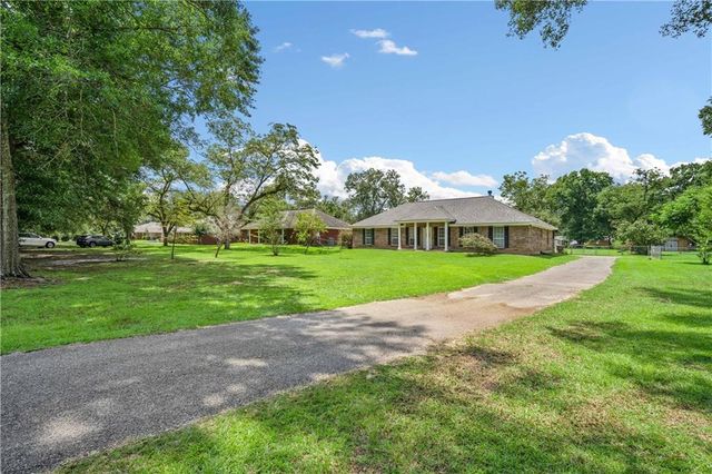 11250 Pioneer Road, Theodore, AL 36582