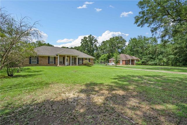 11250 Pioneer Road, Theodore, AL 36582