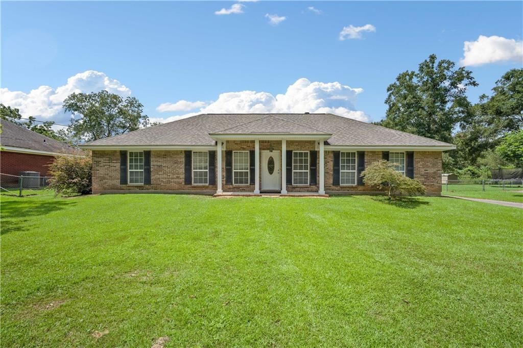 11250 Pioneer Road, Theodore, AL 36582