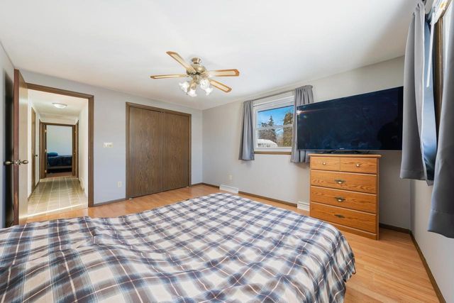 800 MAPLE STREET, Winneconne, WI 54986