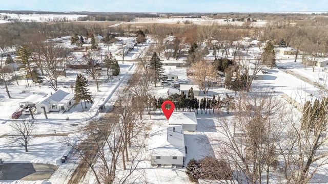 800 MAPLE STREET, Winneconne, WI 54986
