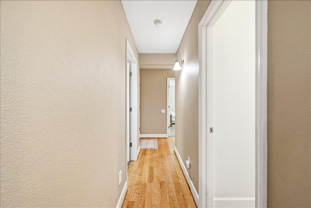 14240 Hollydale Rd, Grass Valley, CA 95945