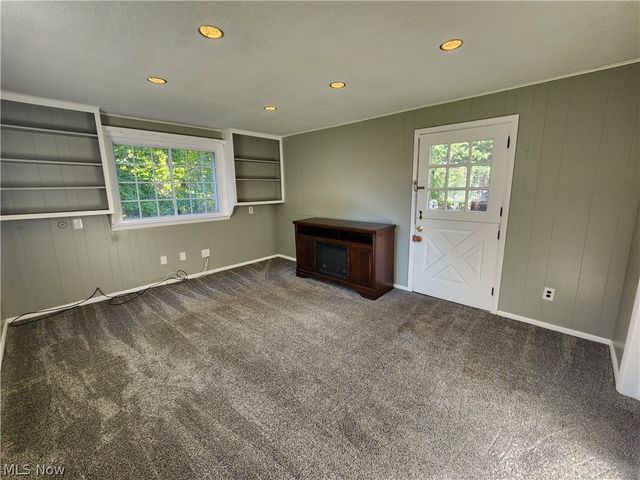 2320 Wrenford Road, University Heights, OH 44118