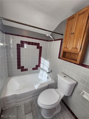 2320 Wrenford Road, University Heights, OH 44118