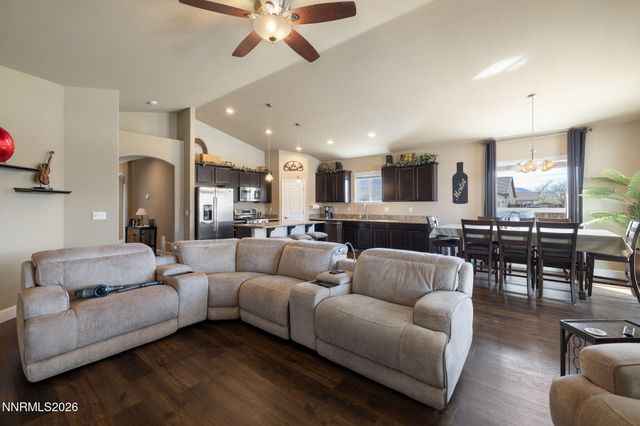 201 Verre Court, Dayton, NV 89403