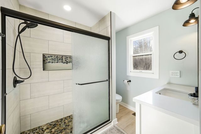 105 Farris Creek Bridge Rd, Belvidere, TN 37306