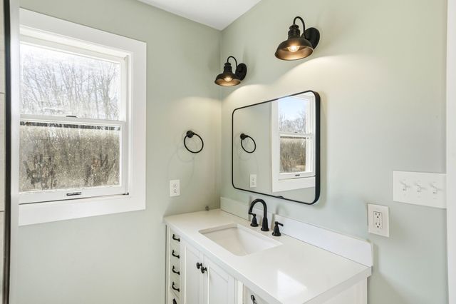 105 Farris Creek Bridge Rd, Belvidere, TN 37306