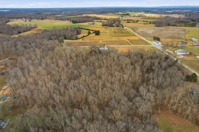 105 Farris Creek Bridge Rd, Belvidere, TN 37306