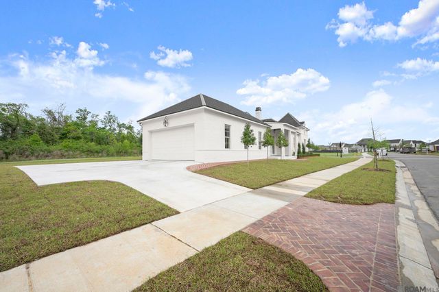 15630 Maxwell Dr, Baton Rouge, LA 70817