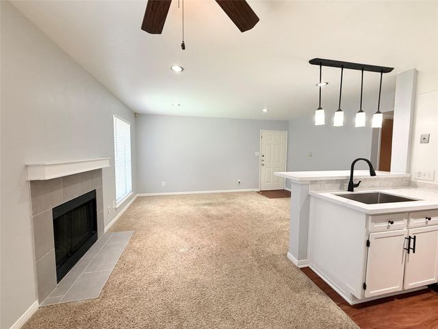 2626 Holly Hall Street 1208, Houston, TX 77054