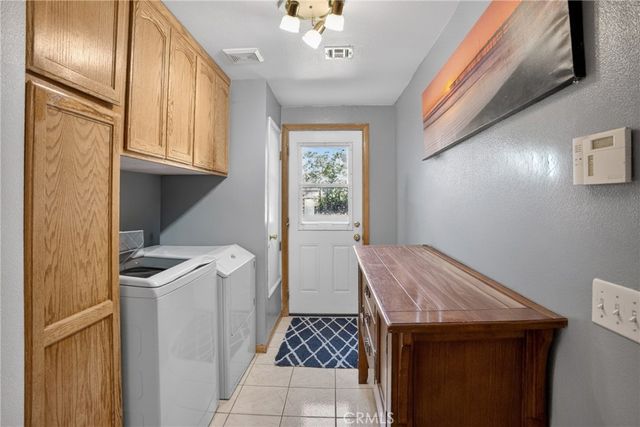 3848 E AVENUE T4, Palmdale, CA 93550