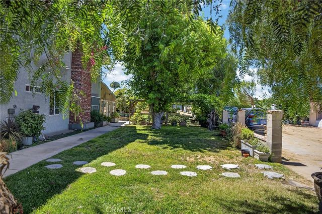 3848 E AVENUE T4, Palmdale, CA 93550