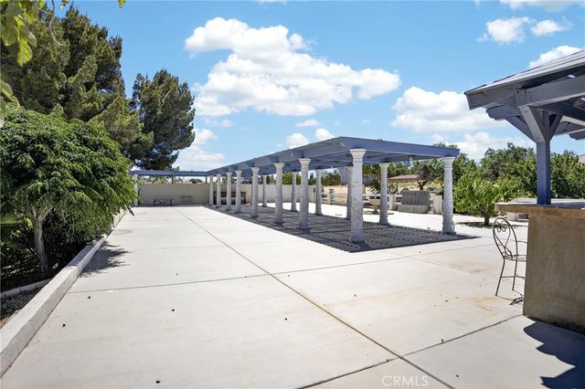3848 E AVENUE T4, Palmdale, CA 93550