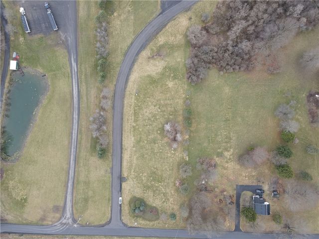 2 Hidden Greens Road, Brutus, NY 13166