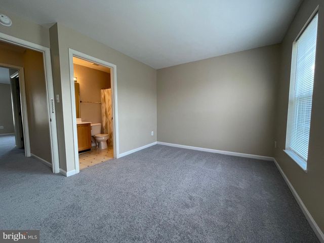 6368 MICHAEL ROBERT DR, Springfield, VA 22150
