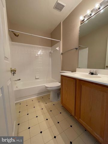 6368 MICHAEL ROBERT DR, Springfield, VA 22150